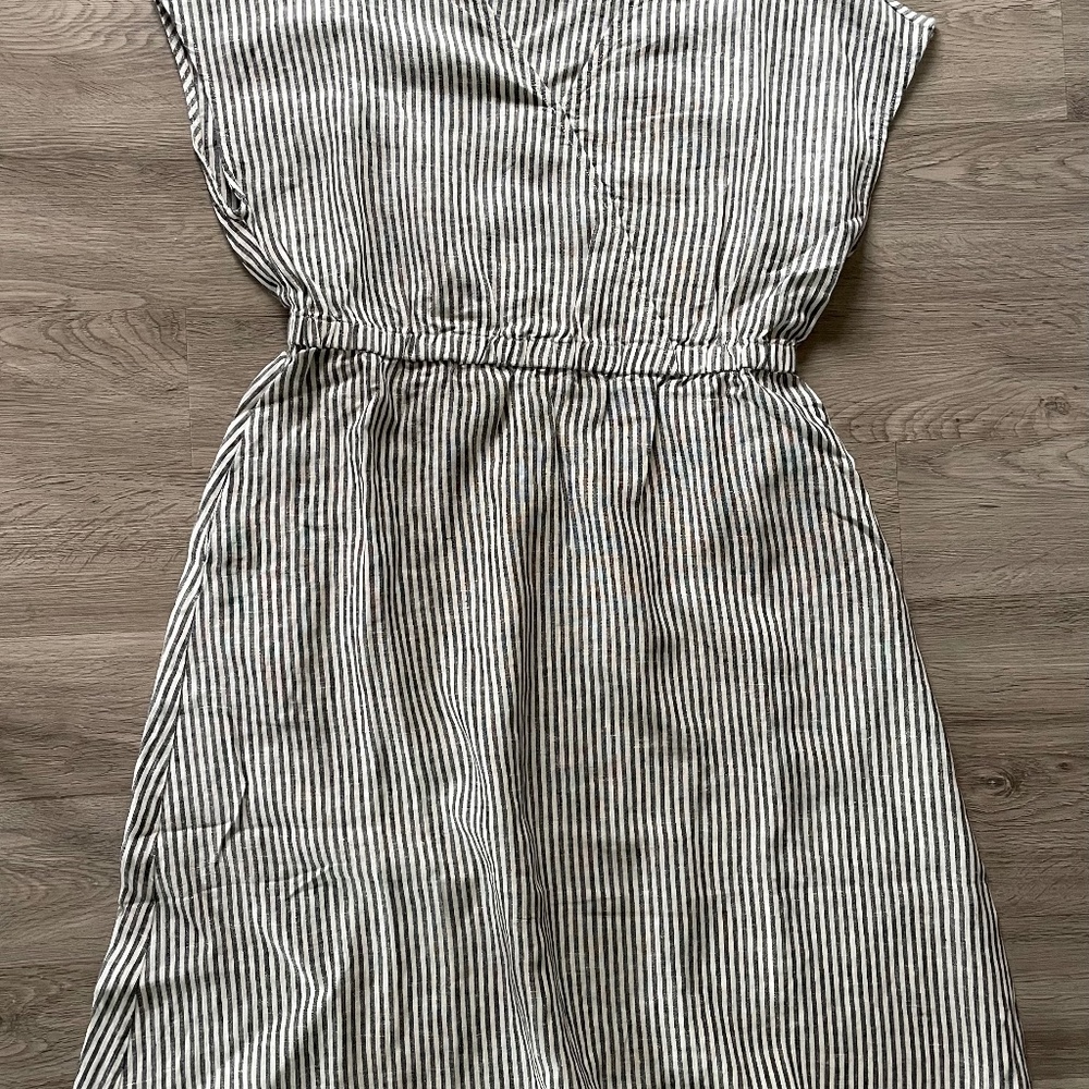 Grae Cove Linen pinstripe dress Sz L New with tags